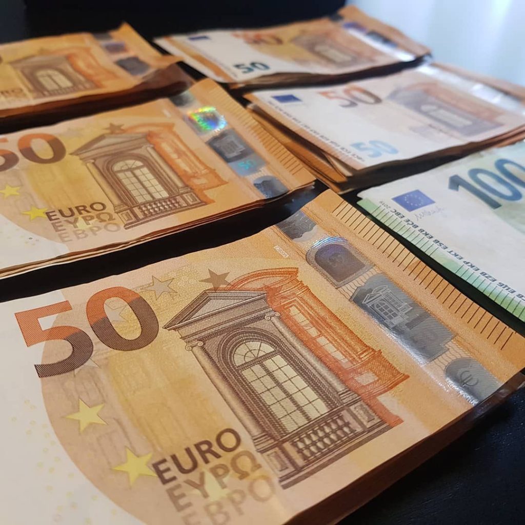 50 EUROS